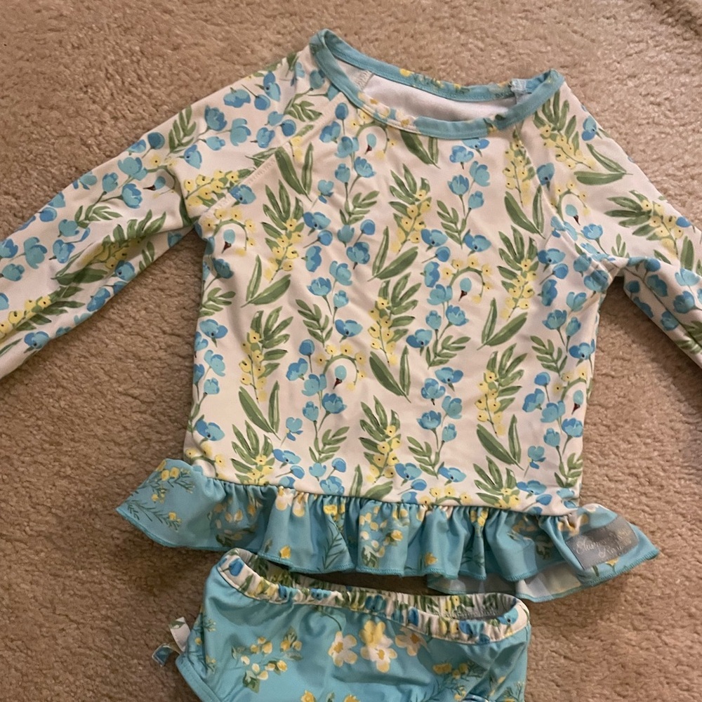 Eleanor rose size 4-5 piece bikini/rash guard